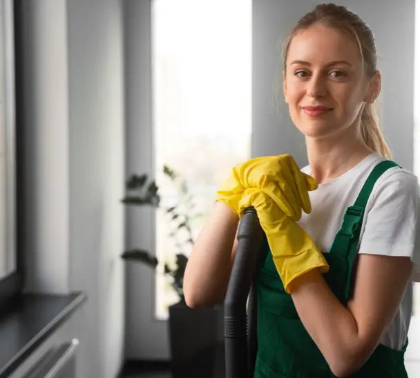 Refrigerator Deep Sanitization & Odor Eradication